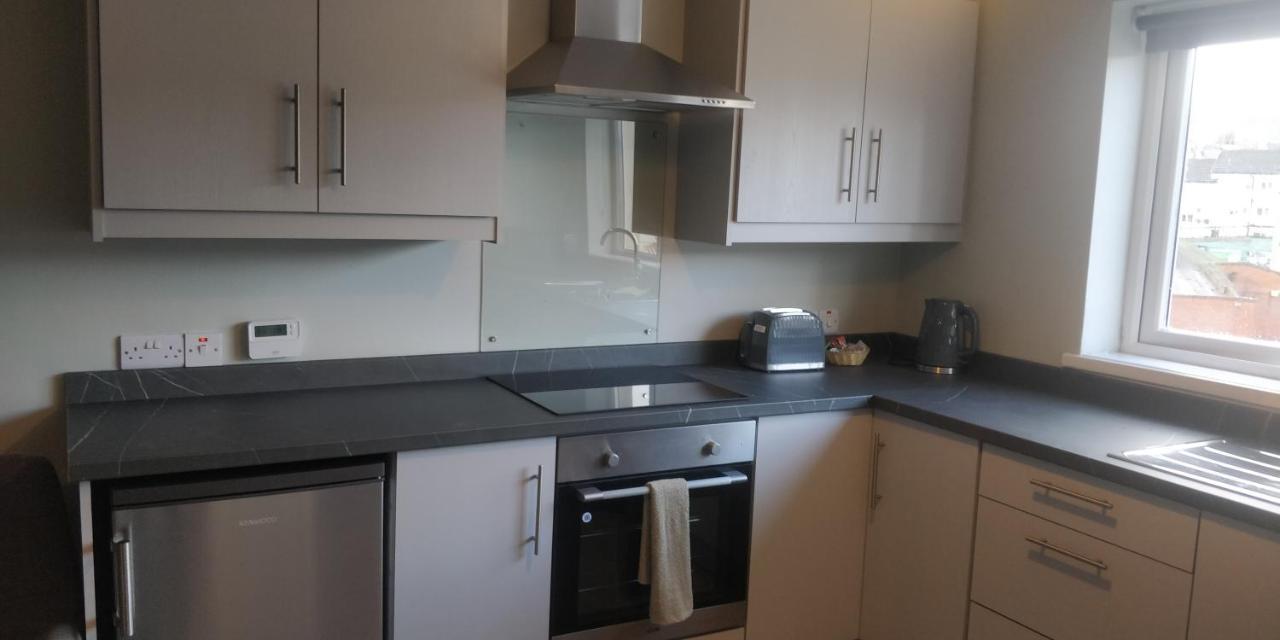Free Derry Apartments Bagian luar foto