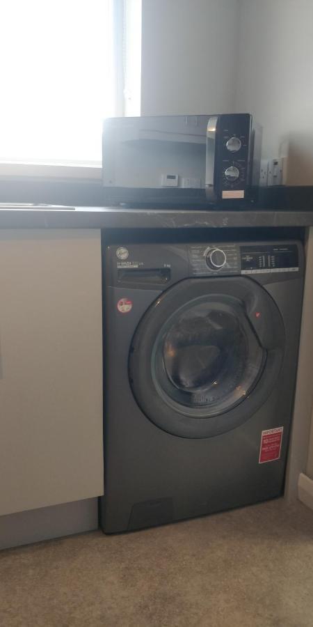 Free Derry Apartments Bagian luar foto